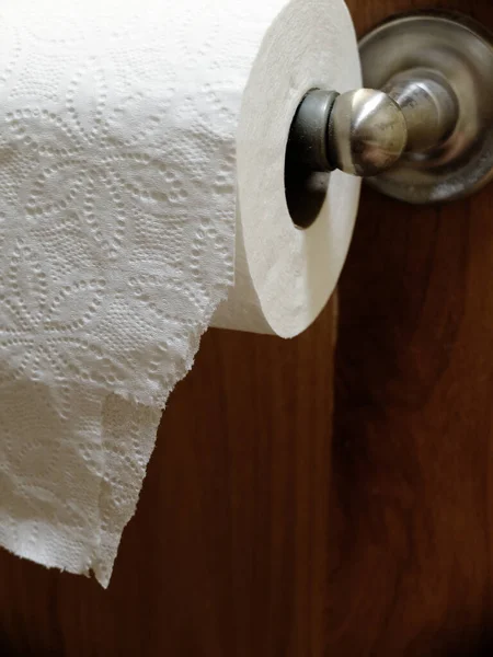 Dávkovač Toaletního Papíru Koupelně Rolovací Texturou — Stock fotografie
