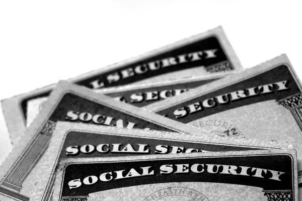 用于身份识别和退休的社会保障卡 — 图库照片