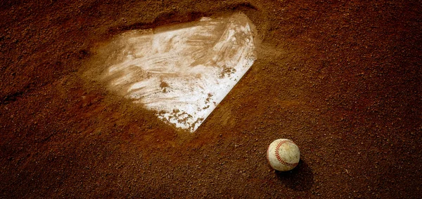 Old Leather Baseball Dirt Field Home Plate Base — 图库照片