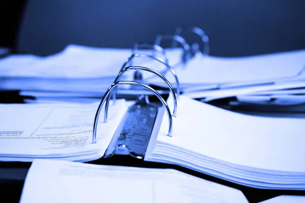 Several Open Binders Papers Desk Business Office — Stock Photo, Image