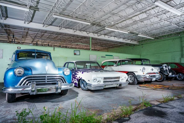 Miami Usa Жовтня 2022 Photo Classical Vintage Cars Garage — стокове фото