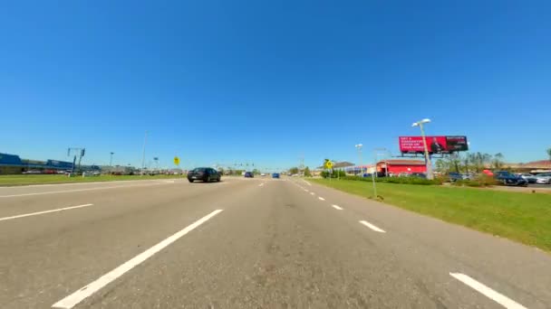 プンタ ゴルダ フロリダ州 2022年10月8日 ポートシャーロットフロリダ州タミアミ トレイル州道41号線沿いの風光明媚なドライブ — ストック動画