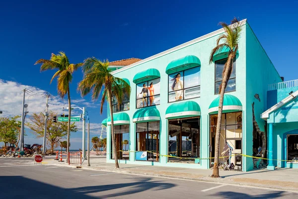 美国佛罗里达州迈尔斯堡海滩 Fort Myers Beach 2022年11月19日 迈尔斯堡海滩的商业被飓风伊恩摧毁 — 图库照片