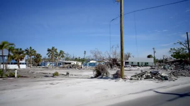 Сцена После Урагана Иан Форт Майерс Бич Снята Стабилизированной Камерой — стоковое видео