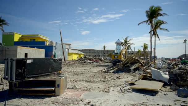 Montañas Escombros Fort Myers Acceso Playa Después Limpieza Del Huracán — Vídeos de Stock