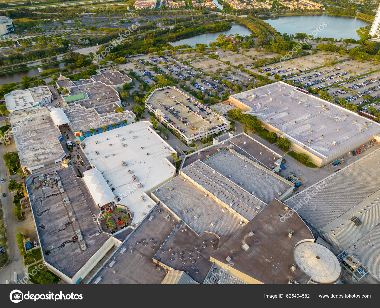 Sawgrass mills mall Stock Photos, Royalty Free Sawgrass mills mall Images