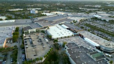 Drone video Sawgrass Mills Alışveriş Merkezi 2022