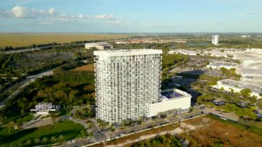 Hava aracı videosu Metropica Sunrise FL