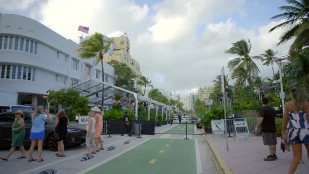 マイアミビーチ アメリカ 2022年12月2日 8Kビデオマイアミビーチアートバーゼル2022 Untitled Art Tent — ストック動画