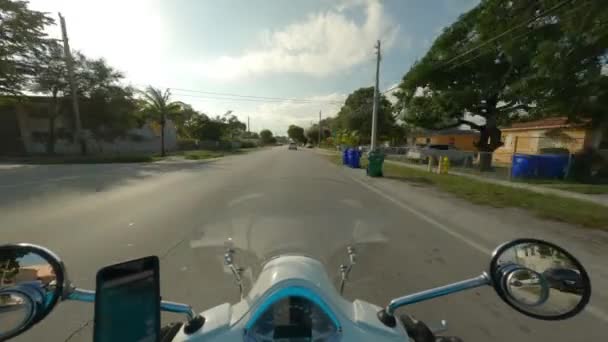 Vespa Turné Little Haiti Miami Florida Stadsdelar — Stockvideo