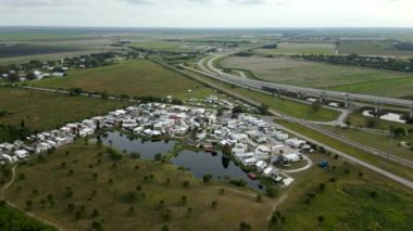 Hava aracı videosu Sportsmans Village Moore Haven FL