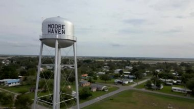 Moore Haven Su Kulesi Florida hava görüntüsü