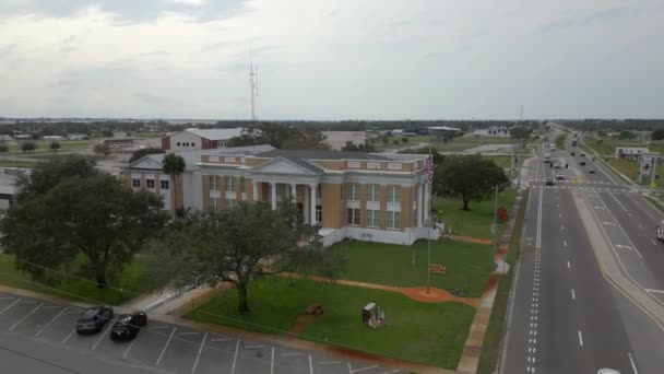 Luftbild Glades County Courthouse Moore Haven Usa — Stockvideo