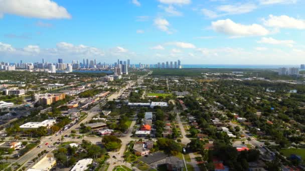 Aerial Lateral Video North Miami South 163Rd Street — Stock Video