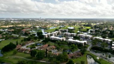 Davie Florida apartman dairesi ve golf sahaları FL USA