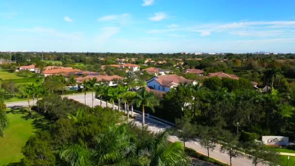 Aerial Video Parkside Estates Davie Upscale Community Mansion Homes — Video Stock