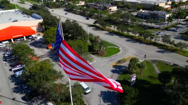 Aerial Orbit American Flag Davie Home Depot — Stock videók