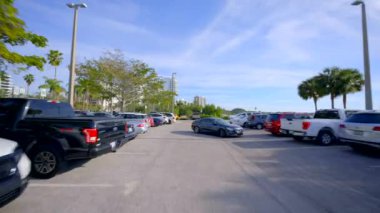 Free parking Sarasota Florida 4k motion video