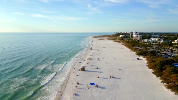 Aerial Video Tourists Lido Beach Sarasota Florida Usa — Stock Video