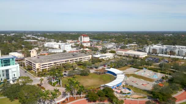 Aerial Approach Historic Ringling Boulevard Sarasota Florida Usa — Αρχείο Βίντεο