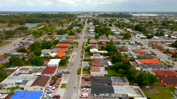 美国佛罗里达州Hialeah北部的空中视频住宅 — 图库视频影像