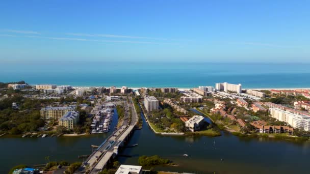 Lateral Aerial Drone Video Sarasota Beach Siesta Key — Stok Video