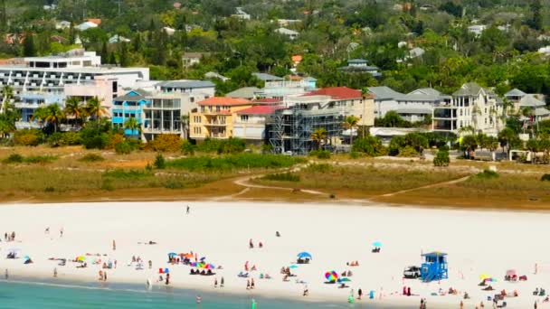 Aerial Panorama Video Sarasota Beach People Condos Siesta Key — Vídeo de stock