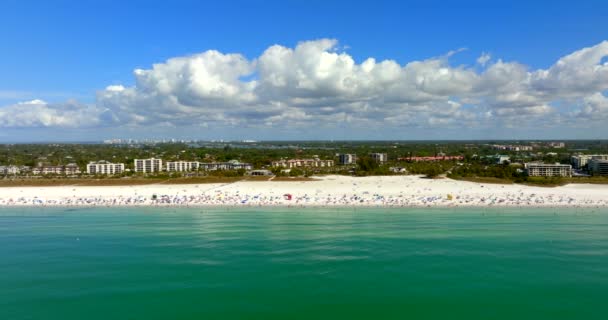 5K空中横運動サラソータビーチフロリダ湾沿岸の休暇のホットスポット — ストック動画
