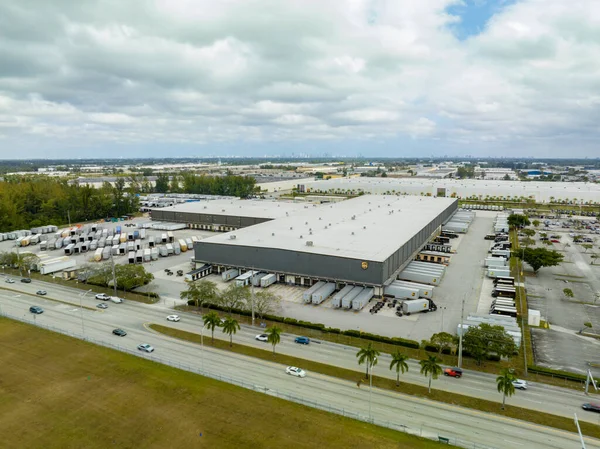 Miami Usa Januar 2023 Luftfoto Ups Distribution Center Hialeah - Stock-foto