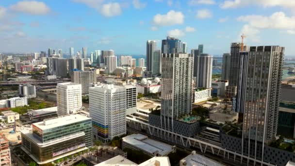 Aerial Stock Video Downtown Miami Skyscrapers Drone Flying City Nice — Vídeos de Stock
