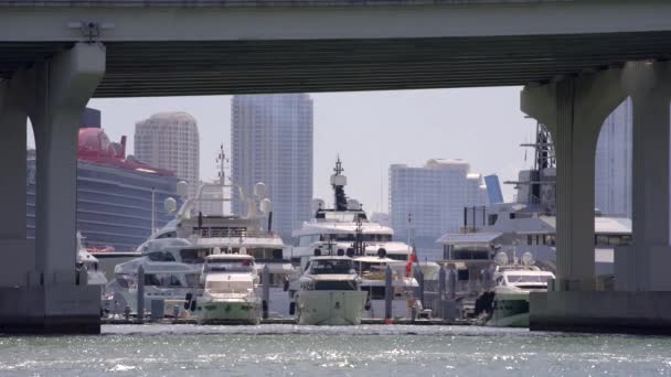 Superyachts 2023 Miami Boat Show — стокове відео