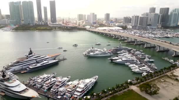 February 2023 Miami Boat Show — Stock video