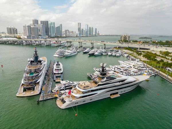Miami Usa February 2023 Aerial Drone Photo Miami International Boat — Stockfoto