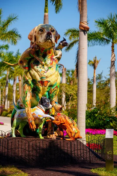 Miami Usa February 2023 Photo Dogs Cats Art Sculptures Miami — Stock Photo, Image