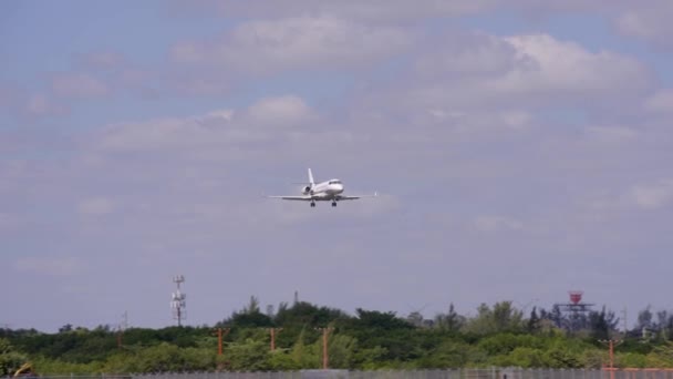Atterrissage Jet Privé Fll Vidéo Mouvement Suivi — Video