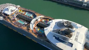 Miami 'deki Deniz Kraliyet Karayiplerinin Hava Görüntüsü