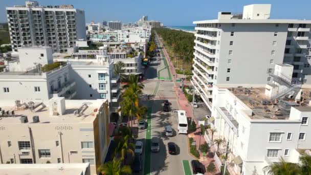 Vidéo Aérienne Miami Beach Ocean Drive Hôtels Emblématiques Circa 2023 — Video