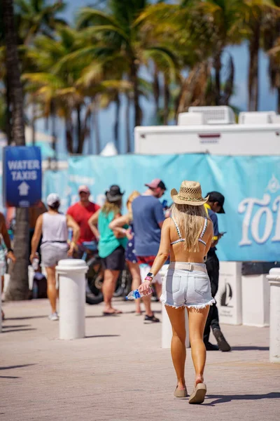 Fort Lauderdale Usa April 2023 Tourists 2023 Tortuga Music Festival — Stock Photo, Image
