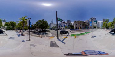 Brickell, FL, ABD - 23 Nisan 2023 eşkenar dörtgen fotoğraf Miami Dade Community College Campus Wolfson