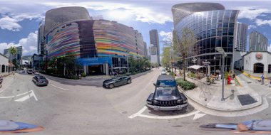 Brickell, FL, ABD - 23 Nisan, 2060 eşkenar dörtgen fotoğraf Miami gökdelenleri ve şehir manzarası Pazar