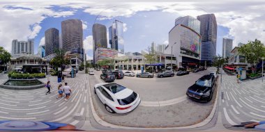 Brickell, FL, ABD - 23 Nisan 2023 Eşkenar dörtgen fotoğraf Miami Mary Brickell Village