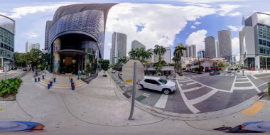 Brickell, FL, ABD - 23 Nisan 2023 eşkenar dörtgen fotoğraf Miami SExy Balık Restoranı