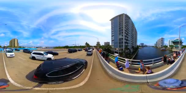 360 Video Menigten Van Mensen Lopen Naar Het Fort Lauderdale — Stockvideo