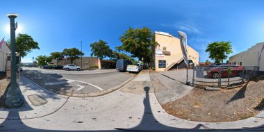 Miami, FL, ABD - 9 Mayıs 2023 eşkenar dörtgen fotoğraf Calle Ocho Küba sanat galerileri ve restoranlarıyla Küçük Havana olarak bilinir.