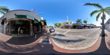 Miami, FL, ABD - 9 Mayıs 2023 eşkenar dörtgen fotoğraf Calle Ocho Küba sanat galerileri ve restoranlarıyla Küçük Havana olarak bilinir.