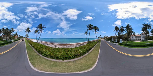 美国佛罗里达州棕榈滩 2023年5月11日20 360 Vr等长方形照片 内容是富饶而著名的棕榈滩 — 图库照片