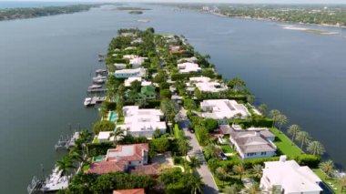 Everglades Adası, Palm Beach, FL 2023 dolaylarında bulunan hava video konağı.