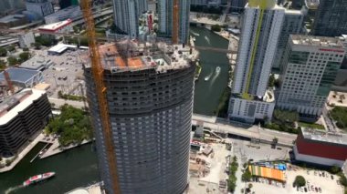 Nehir Bölgesi Apartman Kulesi Miami