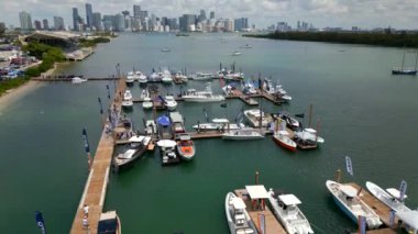 Hava aracı görüntüleri Miami SoFlo Boat Show Mayıs 2023