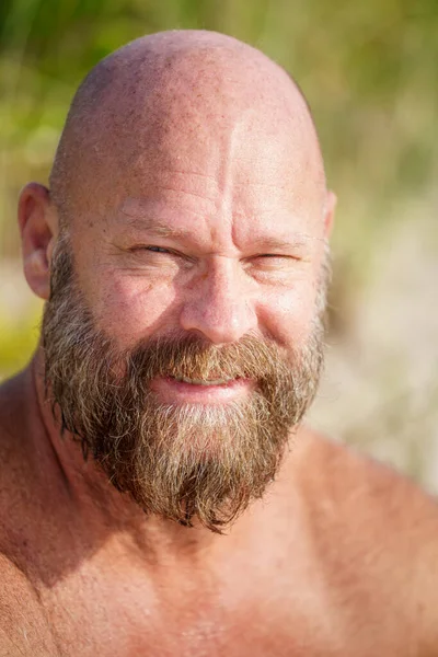 Portret Van Een Knappe Florida Man Het Strand — Stockfoto
